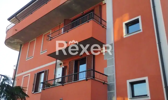 Rexer-Seveso-Monolocale-con-cantina-e-posto-auto-Facciata