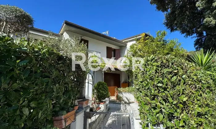 Rexer-Quadrelle-Villa-a-schiera-in-vendita-in-Via-Umberto-Nobile-a-Quadrelle-Altro