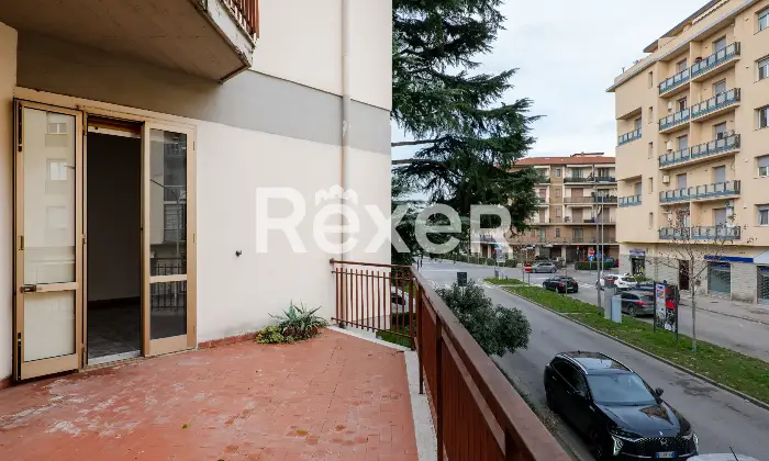 Rexer-Scandicci-Ampio-tre-vani-con-terrazza-e-balcone-Altro
