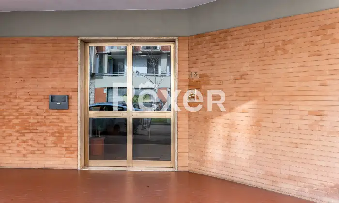 Rexer-Scandicci-Ampio-tre-vani-con-terrazza-e-balcone-Altro