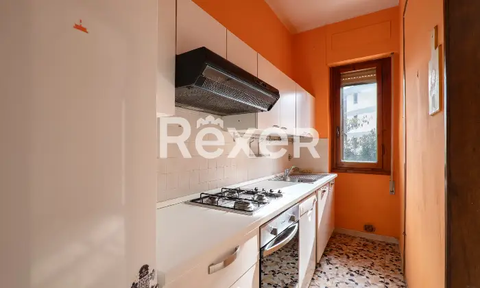 Rexer-Scandicci-Ampio-tre-vani-con-terrazza-e-balcone-Altro