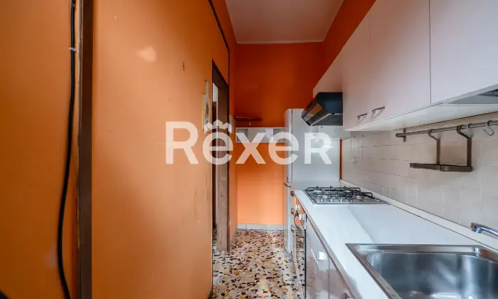 Rexer-Scandicci-Ampio-tre-vani-con-terrazza-e-balcone-Altro