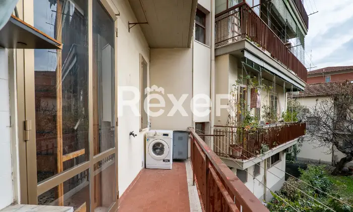 Rexer-Scandicci-Ampio-tre-vani-con-terrazza-e-balcone-Altro