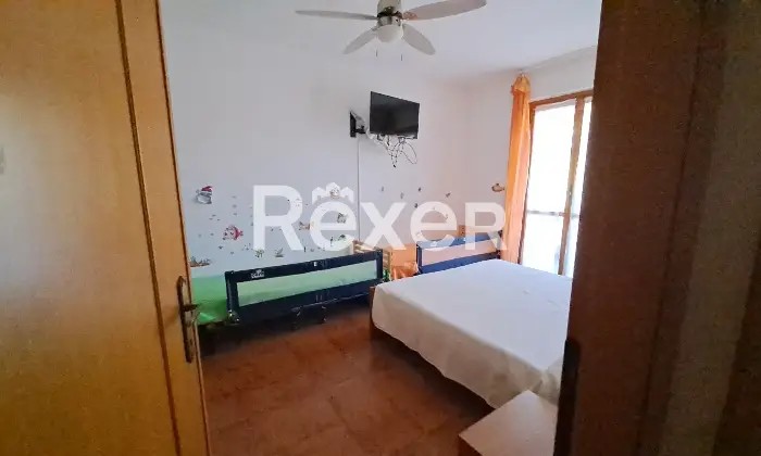 Rexer-toirano-Ampio-bilocale-con-balconata-e-garage-Altro