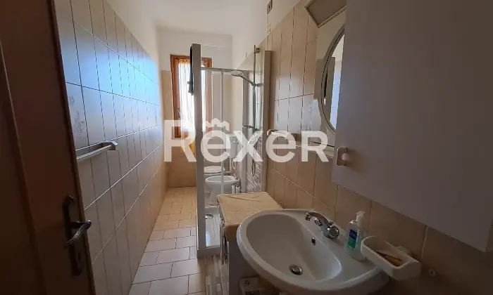 Rexer-toirano-Ampio-bilocale-con-balconata-e-garage-Altro