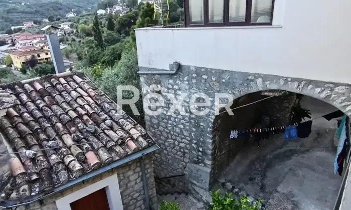 Rexer-Vitulano-Appartamento-su-pi-livelli-e-fabbricati-a-FOGLIANISE-BN-Altro