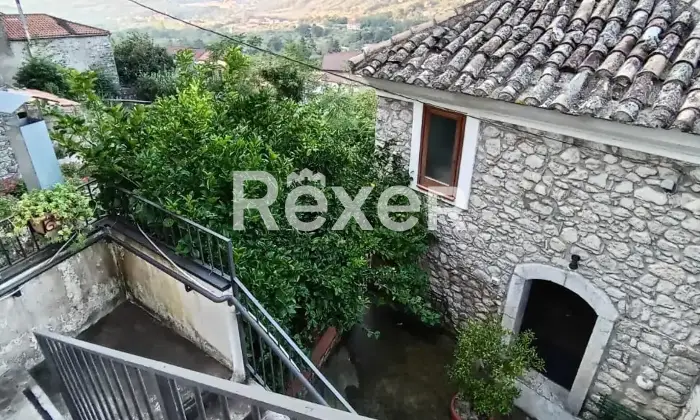 Rexer-Vitulano-Appartamento-su-pi-livelli-e-fabbricati-a-FOGLIANISE-BN-Altro