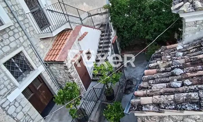 Rexer-Vitulano-Appartamento-su-pi-livelli-e-fabbricati-a-FOGLIANISE-BN-Altro