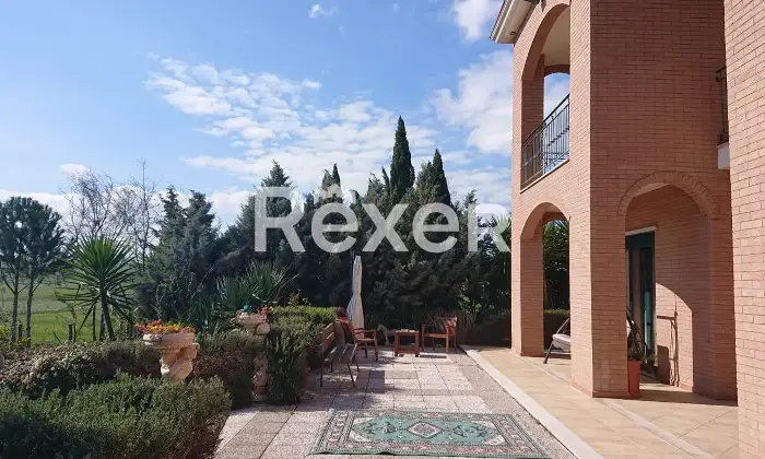 Rexer-Torremaggiore-Ampia-villa-indipendente-Altro