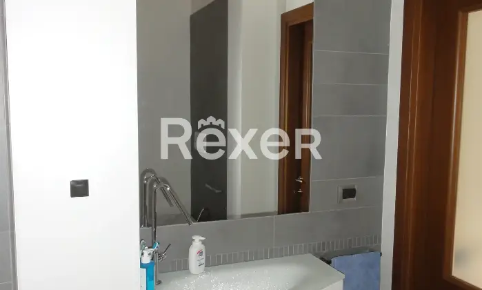 Rexer-Cremona-Appartamento-in-Vendita-da-Privato-Corso-XX-settembre-Bagno