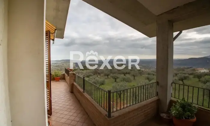 Rexer-Alanno-Villetta-bifamiliare-in-vendita-in-Via-Colle-Grande-ad-Alanno-Altro