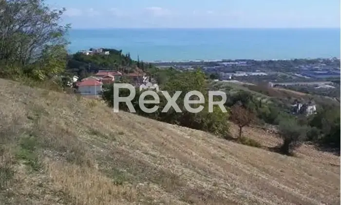 Rexer-Colonnella-Casale-in-vendita-in-Contrada-San-Martino-a-Colonnella-Altro