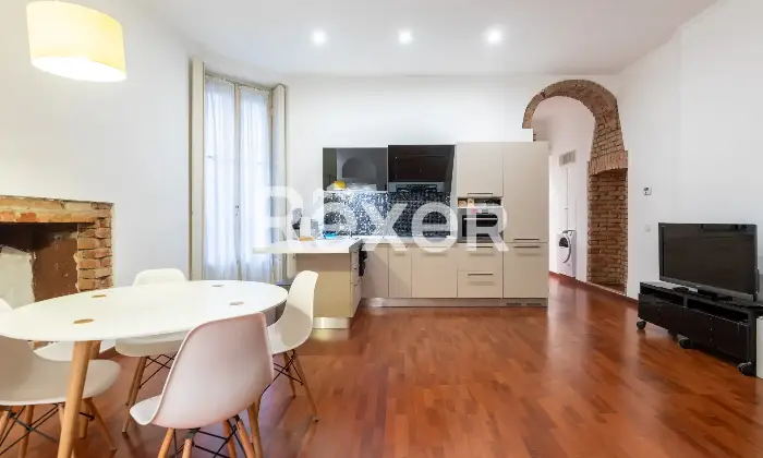 Rexer-Milano-TRILOCALE-DI-MQ-POSSIBILITA-DI-POSTO-AUTO-CONDOMINIALE-Altro