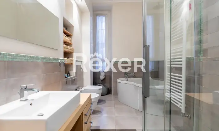 Rexer-Milano-TRILOCALE-DI-MQ-POSSIBILITA-DI-POSTO-AUTO-CONDOMINIALE-Altro