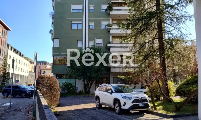 Rexer-Pordenone-Appartamento-in-zona-centrale-a-Pordenone-con-garage-e-posti-auto-Altro