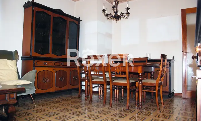 Rexer-Pordenone-Appartamento-in-zona-centrale-a-Pordenone-con-garage-e-posti-auto-Altro