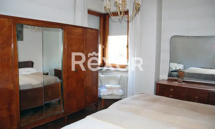 Rexer-Pordenone-Appartamento-in-zona-centrale-a-Pordenone-con-garage-e-posti-auto-Altro