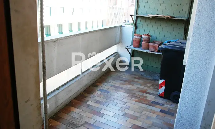 Rexer-Pordenone-Appartamento-in-zona-centrale-a-Pordenone-con-garage-e-posti-auto-Altro
