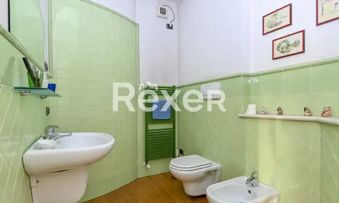 Rexer-Spirano-Villetta-indipendente-in-centro-paese-Altro