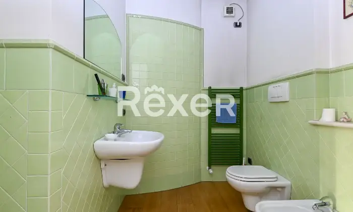 Rexer-Spirano-Villetta-indipendente-in-centro-paese-Altro