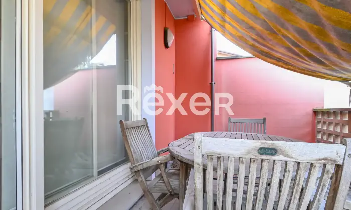 Rexer-Spirano-Villetta-indipendente-in-centro-paese-Altro