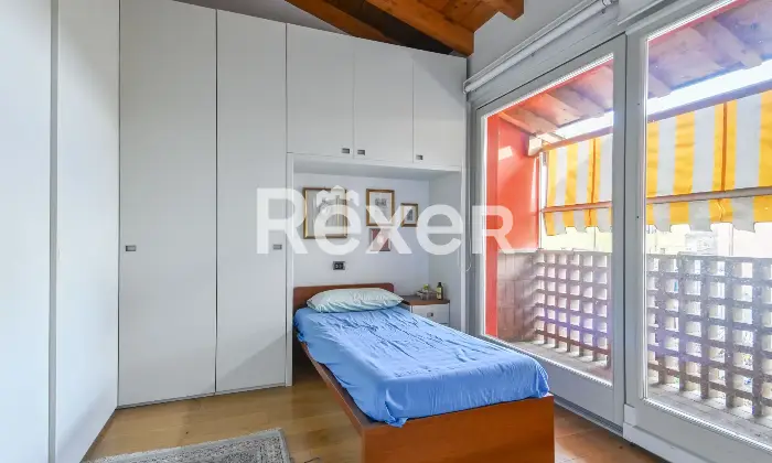 Rexer-Spirano-Villetta-indipendente-in-centro-paese-Altro