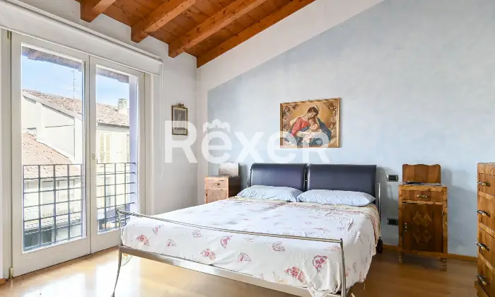 Rexer-Spirano-Villetta-indipendente-in-centro-paese-Altro