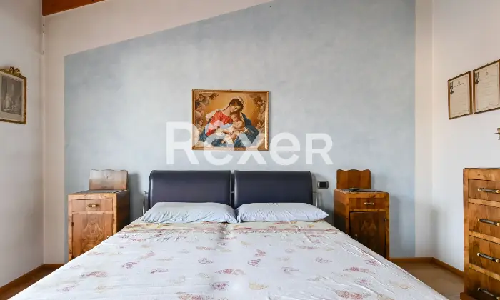 Rexer-Spirano-Villetta-indipendente-in-centro-paese-Altro