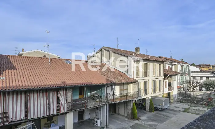 Rexer-Spirano-Villetta-indipendente-in-centro-paese-Altro