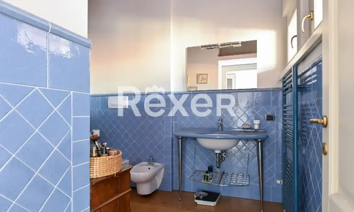 Rexer-Spirano-Villetta-indipendente-in-centro-paese-Altro