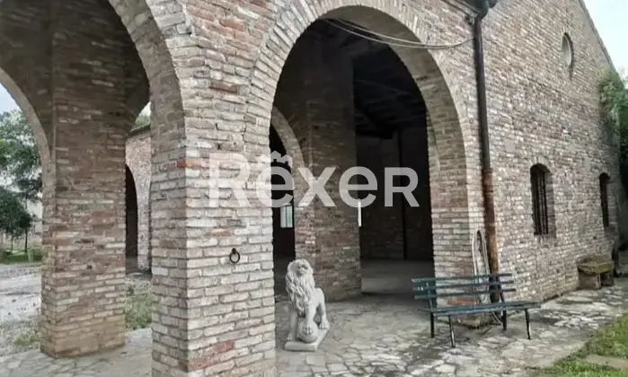 Rexer-Pernumia-Villa-in-vendita-in-Via-Costa-Arqu-Petrarca-Altro