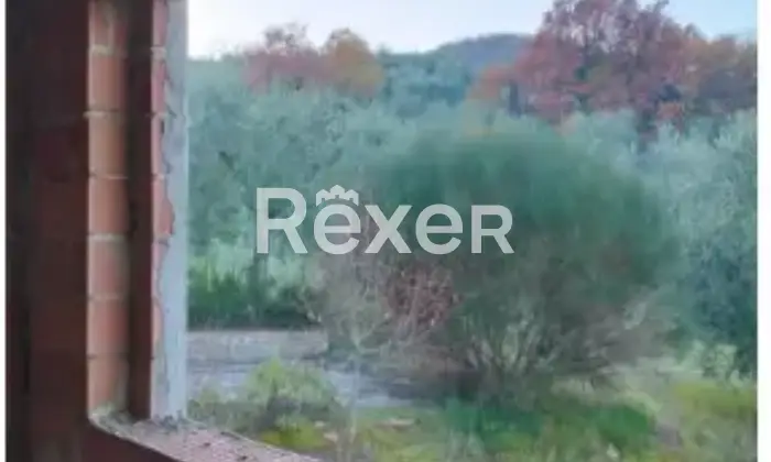 Rexer-La-Pevole-Casale-in-vendita-in-Vocabolo-Maeselle-a-Piegaro-Altro