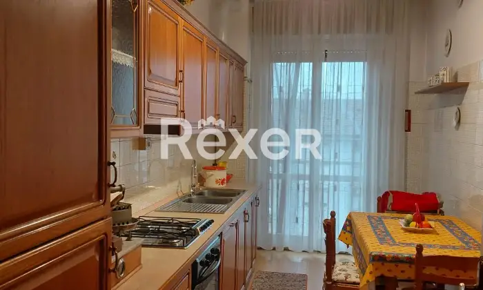 Rexer-Codogno-Ampio-trilocale-con-balconi-box-e-cantina-Altro