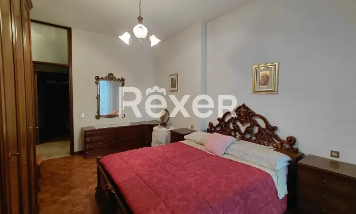 Rexer-Codogno-Ampio-trilocale-con-balconi-box-e-cantina-Altro