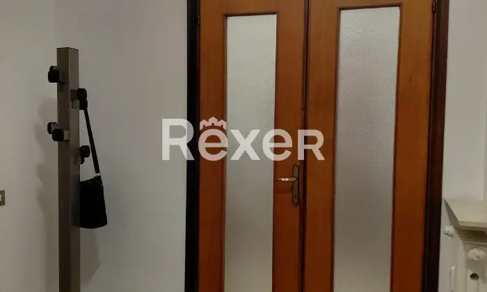 Rexer-Codogno-Ampio-trilocale-con-balconi-box-e-cantina-Altro