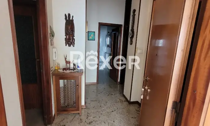 Rexer-Busto-Arsizio-Ampio-appartamento-con-doppio-box-auto-Altro