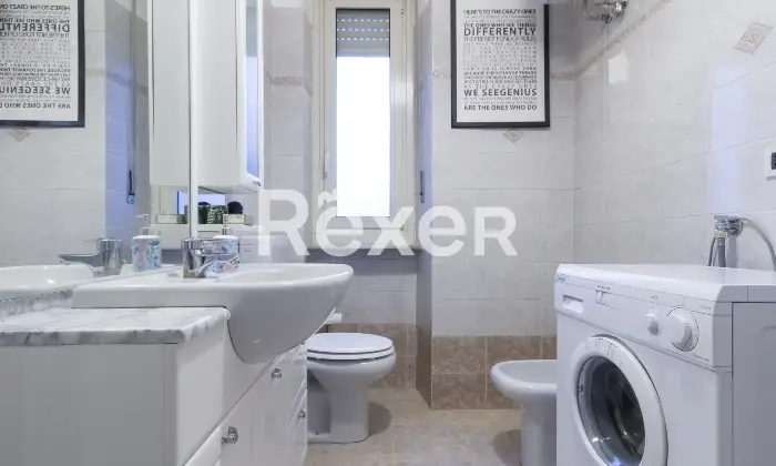 Rexer-Torino-Appartamento-piano-alto-con-ascensore-Altro