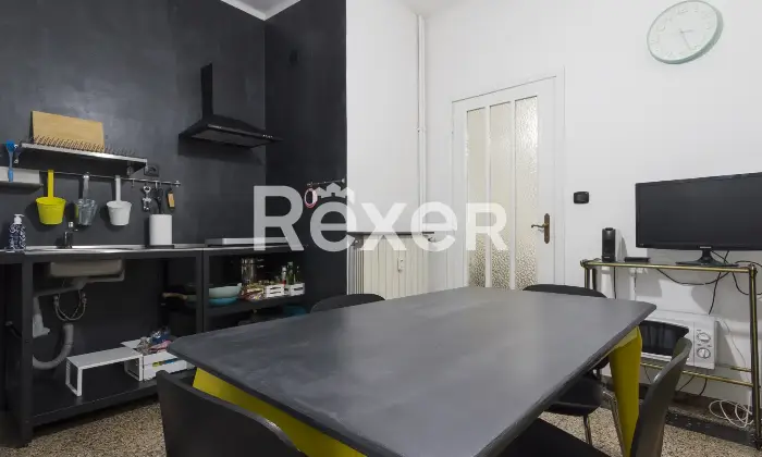 Rexer-Torino-Appartamento-piano-alto-con-ascensore-Altro