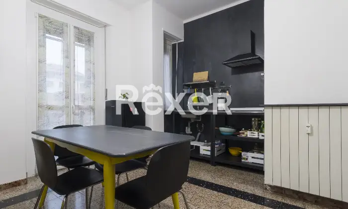 Rexer-Torino-Appartamento-piano-alto-con-ascensore-Altro