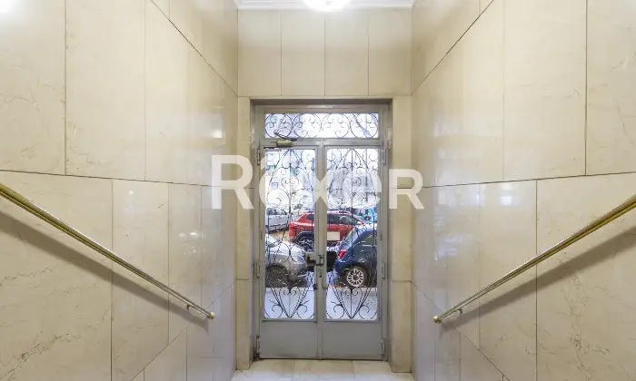 Rexer-Torino-Appartamento-piano-alto-con-ascensore-Altro