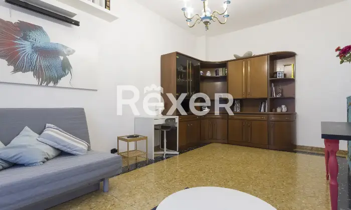 Rexer-Torino-Appartamento-piano-alto-con-ascensore-Altro