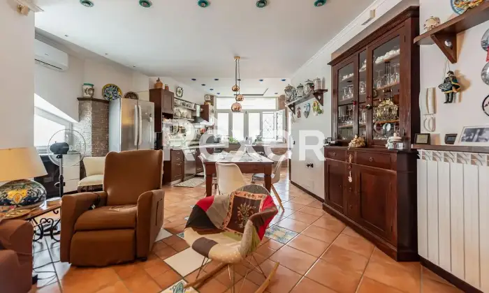 Rexer-Boscoreale-Casa-Semiindipendente-Salone