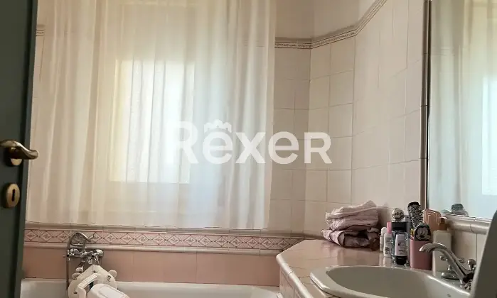 Rexer-Casa-Santa-Appartamento-luminoso-Altro