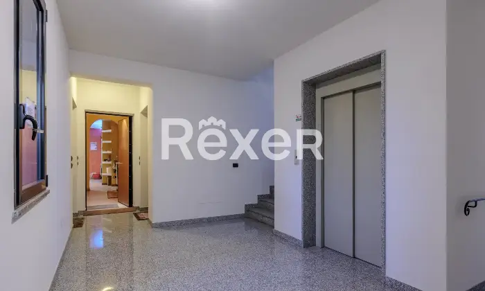 Rexer-Capriate-San-Gervasio-Ampio-bilocale-con-balcone-e-garage-Zone-comuni