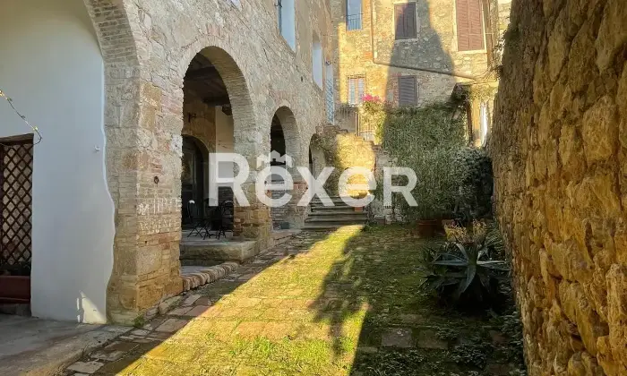 Rexer-Colle-Val-dElsa-Appartamento-storico-da-ristrutturare-con-giardino-privato-nel-cuore-del-borgo-Altro