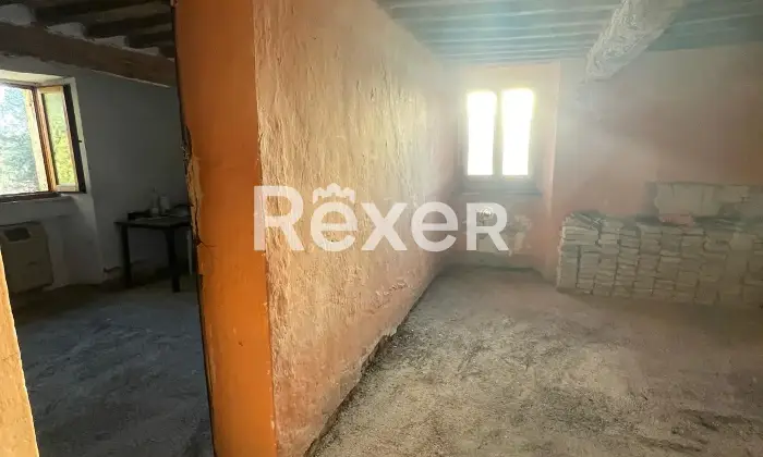 Rexer-Colle-Val-dElsa-Appartamento-storico-da-ristrutturare-con-giardino-privato-nel-cuore-del-borgo-Altro