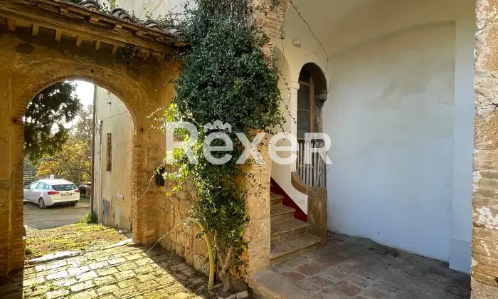 Rexer-Colle-Val-dElsa-Appartamento-storico-da-ristrutturare-con-giardino-privato-nel-cuore-del-borgo-Altro