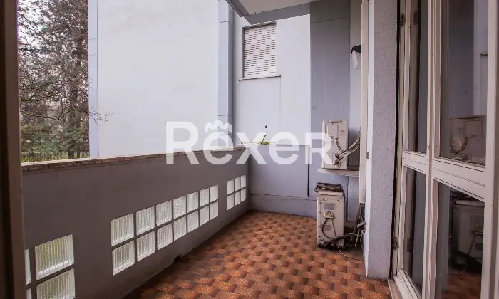 Rexer-Milano-Elegante-quadrilocale-con-quadrupla-esposizione-e-ampi-balconi-mq-Altro