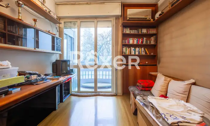 Rexer-Milano-Elegante-quadrilocale-con-quadrupla-esposizione-e-ampi-balconi-Altro