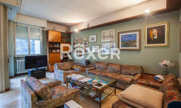 Rexer-Milano-Elegante-quadrilocale-con-quadrupla-esposizione-e-ampi-balconi-Altro